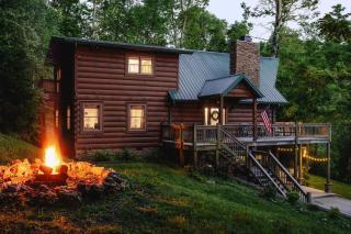 Pinewood Chalet - Smithville - 8