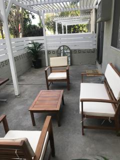 Huge patio great layout in West La Santa Monica UCLA BR 5 - Los Angeles - 2