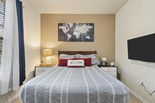 Windsor Westside Vivid 5BR Haven, Pool, By Disney - 2