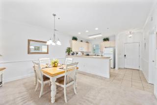 Stunning Contemporary 2BR 2BA Villa Near Beach - Myrtle Beach - 3