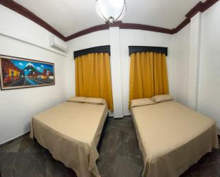 Hostal Casa de Grethel - Flores - 9