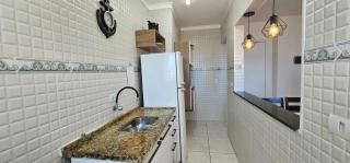 1011 VISTA PRAIA MAR - 500 m da praia da Tupi - comércio ao lado, posto de conveniência 24H, WI FI e ESTACIONAMENTO gratuito, Mercado e serviço Lavanderia Lava e Seca (pago) dentro do condomínio - 2