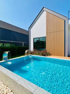 Relax Pool Villa Khaoyai - รีแล็กซ์พูลวิลล่าเขาใหญ่ - Ban Bung Toei - 1