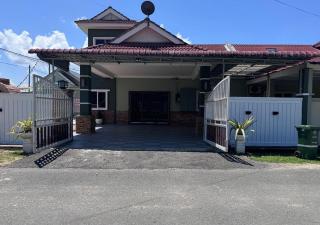 Tiny House Dferry With Private Pool OR 4 Rooms With Add On Pool Jerantut Wifi Full Aircond - Jerantut - 2