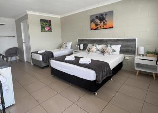 Spanish Lace Motor Inn - 0