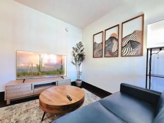 Beautiful Retreat 2 Queen Beds at Tempe Oasis Pool Spa & Clubhouse - 0