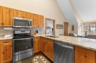 Expedition Station 8629 by Summit County Mountain Retreats - 1
