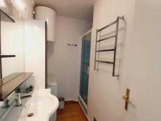 Appartement rénové 3 pièces avec parking et clim, proche plage - FR-1-782-72 - Le Barcarès - 4