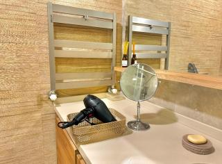 Уютная квартира, со всеми надобностями и удобным расположением в центре города! - 6