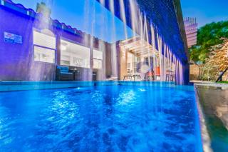 Indio Gateway-New Salt Water Pool and Spa - 8