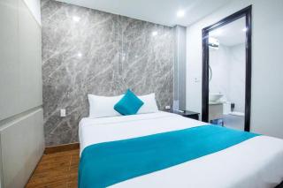 Blue Ocean Beachside Hotel Danang - Danang - 4