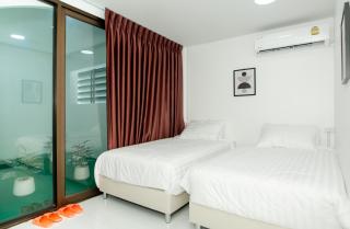 The Hostel Era - Bangkok - 1