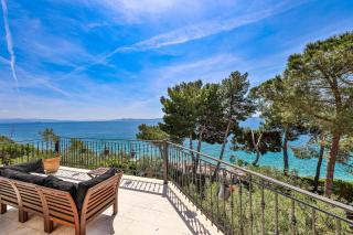 Luxury villa - by the sea, summer kitchen, hot tub, SUP, boat, 5 rooms, wifi, parking - Trogir - Okrug Gornji - 5