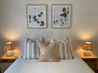 Serenity style and space in tropical surrounds - Noosaville - 9