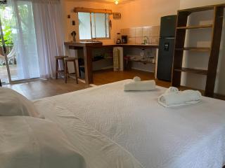 Nahele Lodge - Santa Teresa Beach - 3