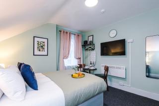 Victoria Park Studio 8 with Private Off-suite Shower Room, Free Parking, Free Netflix, Prime & DisneyPlus - Leamington Spa - 9