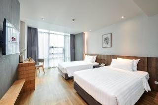 TK Palace Hotel & Convention Bangkok - 8