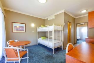 Quality Inn Penrith Sydney - Penrith - 2