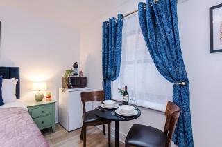Victoria Park Studio 11 - Free Parking, WiFi, Near Town Centre, Free DisneyPlus, Prime & Netflix - Leamington Spa - 4
