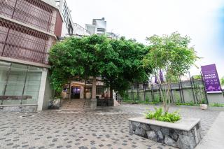 Lavendish Beach Resort - 3