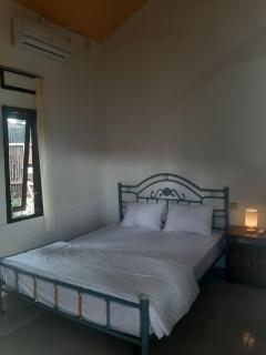 D' La Calma Guest House - Selong - 1