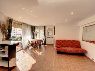 A 2 pas des plages et centre 324L TER - 7