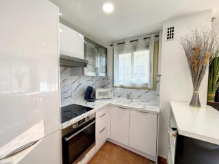 A 2 pas des plages et centre 324L TER - 2