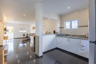 Grey Apartments - Willemstad - 9