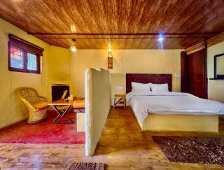 Kana Mud An Ethnic Village Resort - Beautiful View of Gangotri Mountains - 6