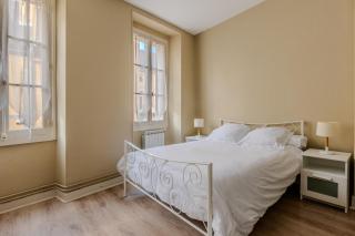 Logements À 2 PETITS PAS - Bagnères-de-Bigorre - 9