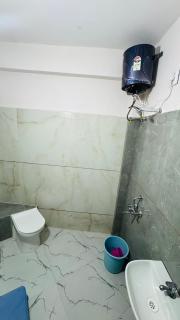 Hotel Epmressa - Ujjain - 1