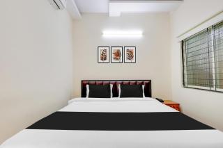 Hotel O A1 Premium AC Rooms - Pedda Waltair - 4