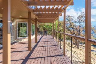 Spacious 3BR Retreat with Hot Tub & Mountain Views - Oakhurst - 5