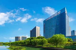Ramada Plaza by Wyndham Hangzhou Riverside - Hangzhou - 4