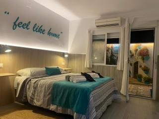 Andalusian Apartment By Seric, 15' walking to the beach - Torremolinos - 1