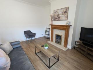Stanhope Road 4 Bed - Westoe - 1