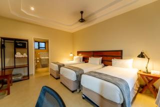 The Shrub Lodge - Victoria Falls - 2