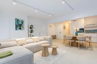 Ostend Center Seasight and Luxury Apartment with Free Parking - Oostende - 6