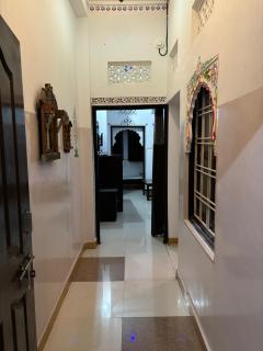 The Royal Lake View Villa - Udaipur - 7
