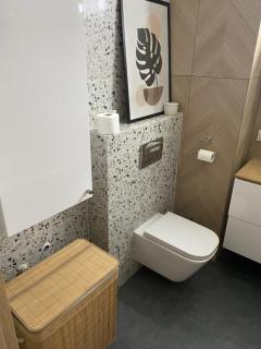 WORKATION Centre Airport Boutique Designer Bath, 3-4 days best offer, Kitchen, Balkony, Aircon - Warsaw - 3