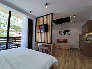 Meteora Gold and Glass Suites - Kalampáka - 2