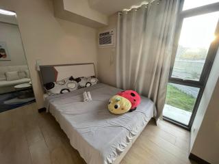 2 Beds 4pax unit with Balcony and WiFi at Manila Bay Okada near Airport 8A - Manila - 8