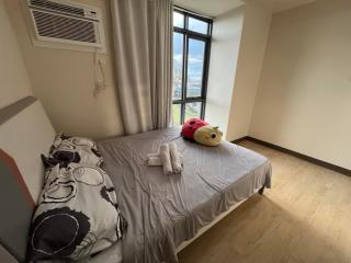 2 Beds 4pax unit with Balcony and WiFi at Manila Bay Okada near Airport 8A - Manila - 5
