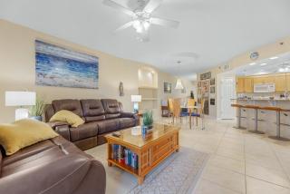 Sunset Views! Steps to Amenities with Beach Essentials - Music Lovers Paradise OW7-202 - New Smyrna Beach - 0