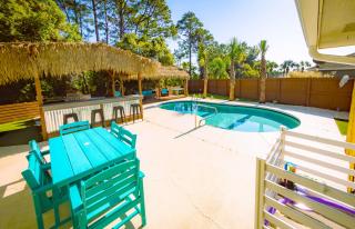 Panhandle Paradise, Heated Pool, Hot Tub, Mini & Disc Golf, Game Room - Panama City Beach - 2