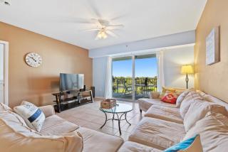 Stylish Oceanwalk Condo - Pools, Tennis & Steps to Beach! OW15-305 - New Smyrna Beach - 0