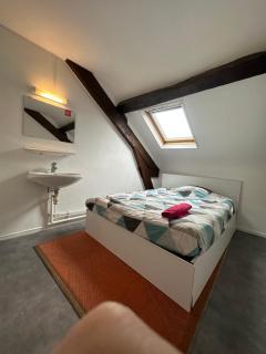 Chambre Privative Gare SNCF - Tarbes - 8
