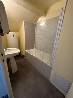 Chambre Privative Gare SNCF - Tarbes - 3