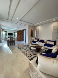 Villa Noria Luxury Pool & Prime Marrakech Location - 1
