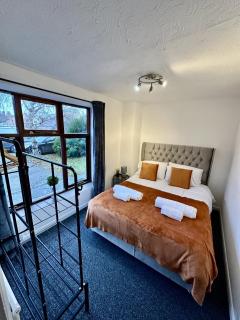 Archway House - City Townhouse Sleeps 7 Free Private Driveway Parking For Up To 2 Cars - Norwich - 3